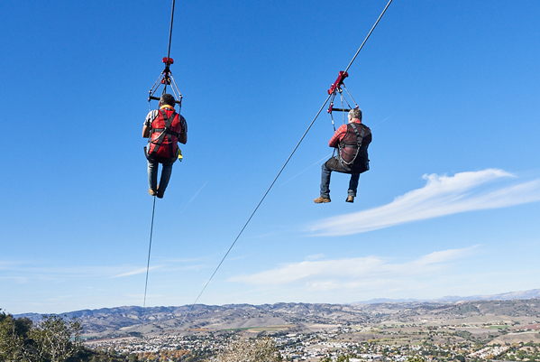 highline-zipline-santa-